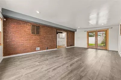 1045 Broughton Road, South Park, PA 15236 - Photo 24
