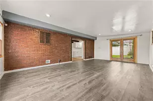 1045 Broughton Rd, South Park, PA 15236 - Photo 24
