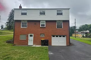 419 Parkridge Dr, Bethel Park, PA 15102 - Photo 2
