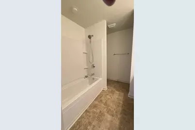 106 Village Ct, Ohio Township, PA 15143 - Photo 24