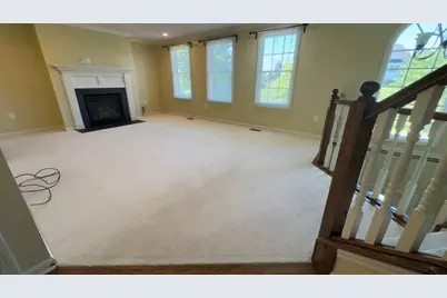106 Village Ct, Ohio Township, PA 15143 - Photo 6