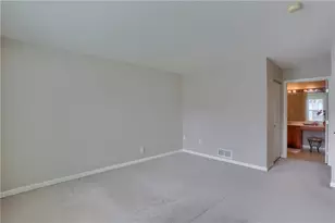 724 Spencer Woods Dr, Pittsburgh, PA 15116 - Photo 30