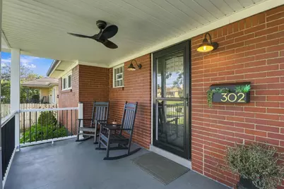 302 Duke Ln, Monroeville, PA 15146 - Photo 2