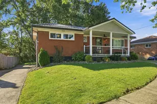 302 Duke Ln, Monroeville, PA 15146 - Photo 1