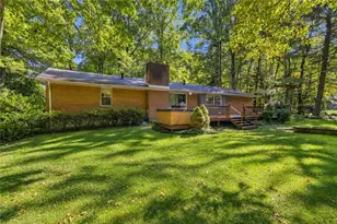 1405 Rolling Acres Rd, Unity Township, PA 15650 - Photo 4