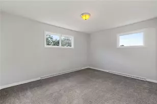 126 E Edison Ave, New Castle, PA 16101 - Photo 22