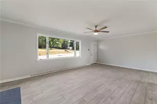 126 E Edison Ave, New Castle, PA 16101 - Photo 8