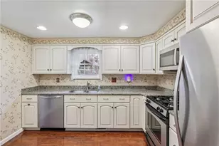 413 Olten Rd, Monroeville, PA 15146 - Photo 16
