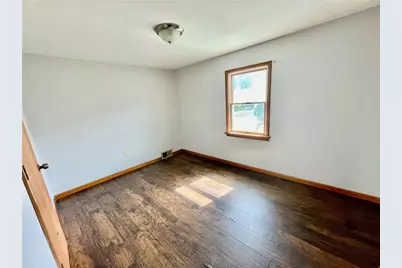 746 6th Ave, Coraopolis, PA 15108 - Photo 8