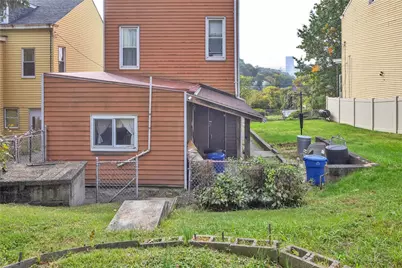 912 Mina St, Spring Hill, PA 15212 - Photo 6