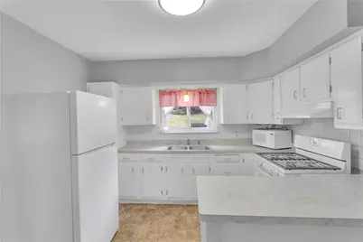 912 Mina St, Spring Hill, PA 15212 - Photo 18