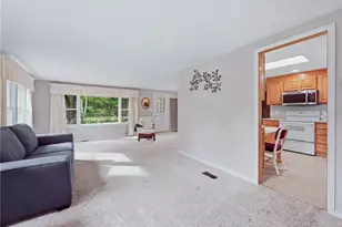5745 Cassady Rd, Hermitage, PA 16148 - Photo 10