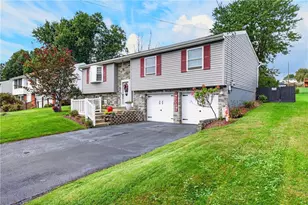 40 Fosterville Rd, Hempfield Township, PA 15601 - Photo 2