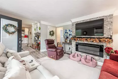 92 Adams Dr, Pittsburgh, PA 15241 - Photo 4