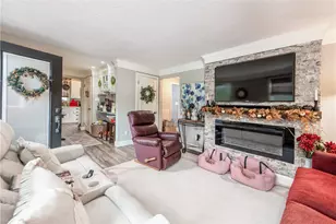 92 Adams Dr, Pittsburgh, PA 15241 - Photo 4