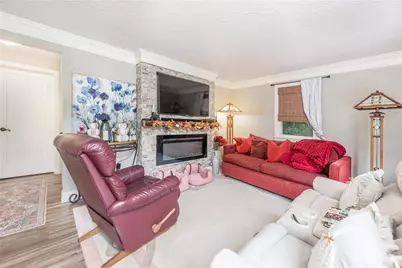 92 Adams Dr, Pittsburgh, PA 15241 - Photo 2