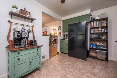 2256 Lutz Ave, Pittsburgh, PA 15210 - Photo 10