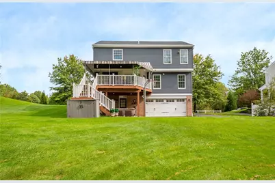 1009 Fieldstone Drive, Cecil, PA 15317 - Photo 8