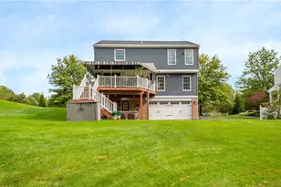 1009 Fieldstone Dr, Cecil, PA 15317 - Photo 8