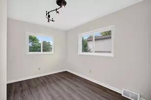 208 Burch Dr, Moon/Crescent Twp, PA 15108 - Photo 16