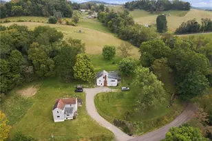 928 Duvall Rd, Fallowfield, PA 15022 - Photo 2