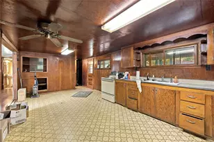 928 Duvall Rd, Fallowfield, PA 15022 - Photo 6