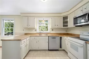 1693 Hathaway, Pittsburgh, PA 15241 - Photo 12