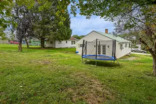 7 Leyda Ave, Fallowfield, PA 15022 - Photo 16