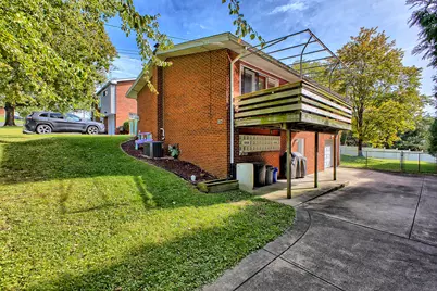 505 Garden City Dr, Monroeville, PA 15146 - Photo 2