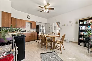 443 Henry St, Belle Vernon, PA 15012 - Photo 6