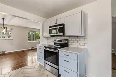 4331 Overhill St, Bethel Park, PA 15102 - Photo 10