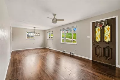 4331 Overhill St, Bethel Park, PA 15102 - Photo 6