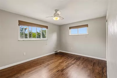 4331 Overhill St, Bethel Park, PA 15102 - Photo 12