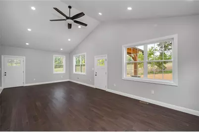 156 Moran Rd, Summit Township, PA 16002 - Photo 6