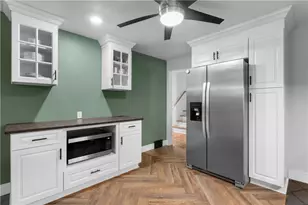 1260 Laurel Hill Dr, West Homestead, PA 15120 - Photo 10