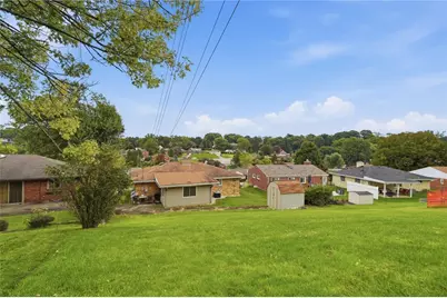 4770 Sherwood Dr, Pittsburgh, PA 15236 - Photo 40