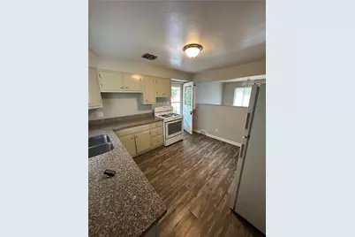 609 Garfield Ave, Heidelberg, PA 15106 - Photo 4