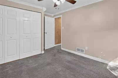 24 W Cortland Dr, Kennedy Township, PA 15136 - Photo 28