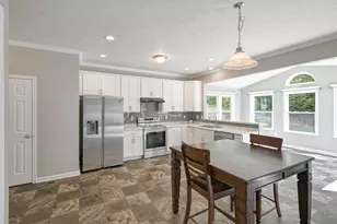513 Royal Ct, North Fayette, PA 15057 - Photo 12