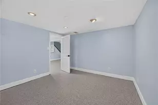 1542 Hawthorne St, Pittsburgh, PA 15201 - Photo 30