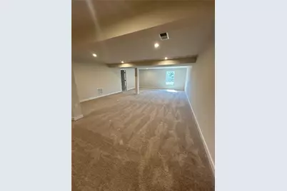 132 Acorn Dr, Buffalo Township, PA 16055 - Photo 2