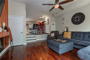 746 Carriage Cir, Pittsburgh, PA 15205 - Photo 8