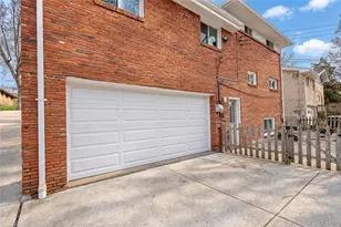4798 Oakridge Dr, Pittsburgh, PA 15227 - Photo 28