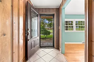 266 Harrison Rd, Wilkins Township, PA 15145 - Photo 4