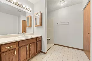 133 Barrington Dr, Collier Township, PA 15071 - Photo 24