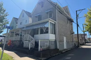 206 Sherman Ave, Vandergrift, PA 15690 - Photo 2