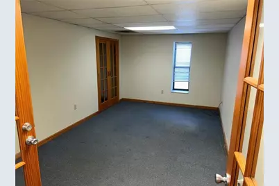 1326 Streets Run Rd, West Mifflin, PA 15236 - Photo 12
