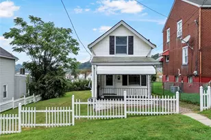 425 32nd St, McKeesport, PA 15132 - Photo 2