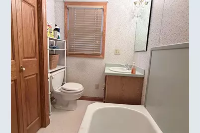 642 Hawthorne Ave, Kittanning, PA 16201 - Photo 14