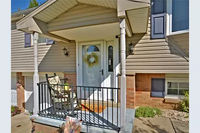 349 Oak Rd, Pittsburgh, PA 15239 - Photo 2